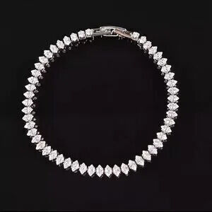 NEE?LUXURY 7 STERLING SILVER OVAL SQUARE CUT DIAMOND BRACELET